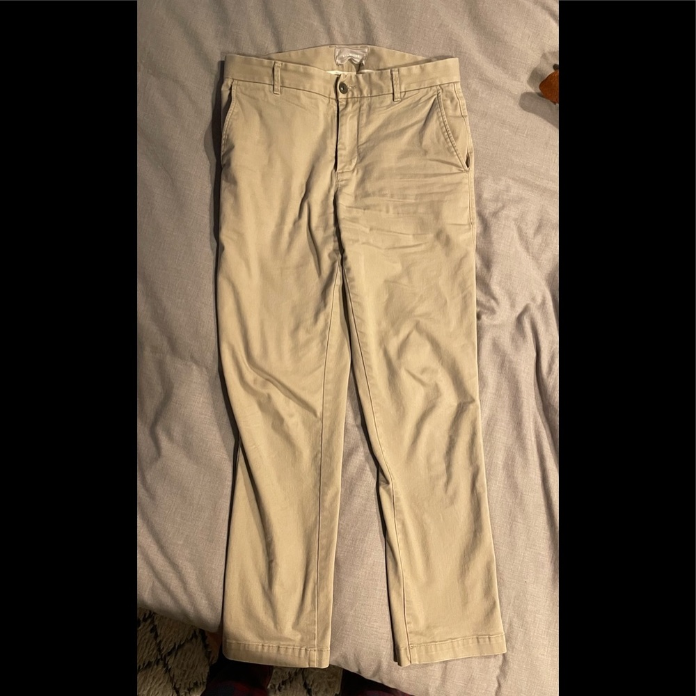 Everlane chino khaki pants